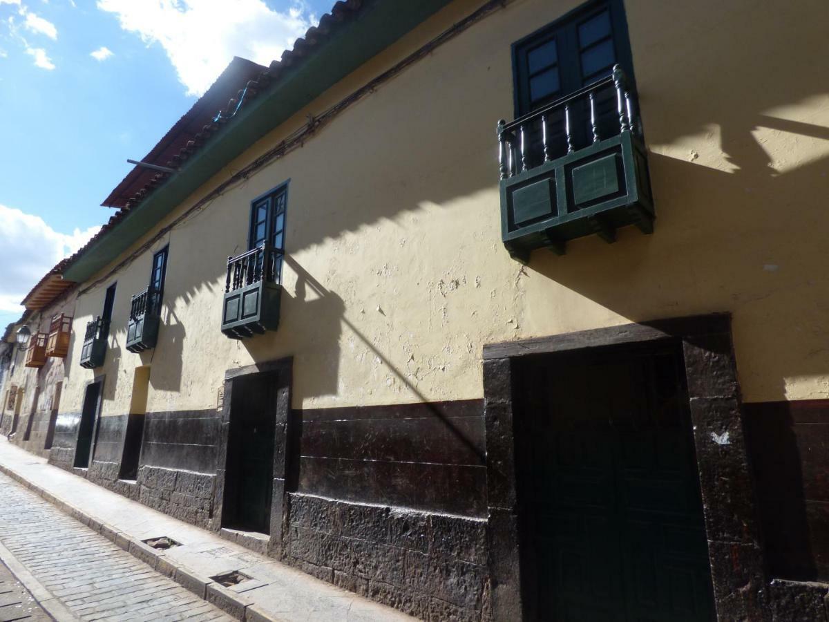 The Grasshopper Hostels Av Alta 库斯科 外观 照片