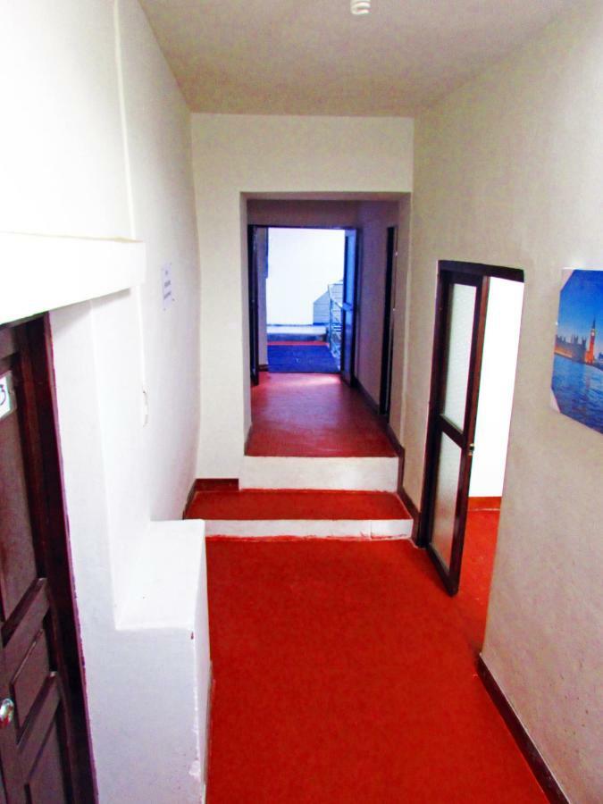 The Grasshopper Hostels Av Alta 库斯科 外观 照片