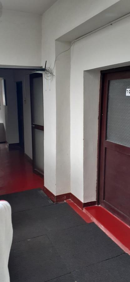 The Grasshopper Hostels Av Alta 库斯科 外观 照片